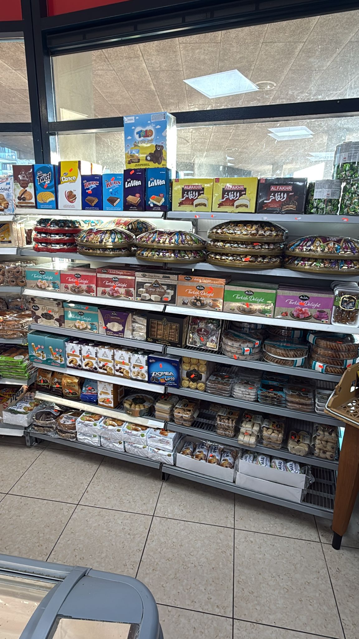 Versmarkt Marjane Leiden – Turks/Internationaal schap